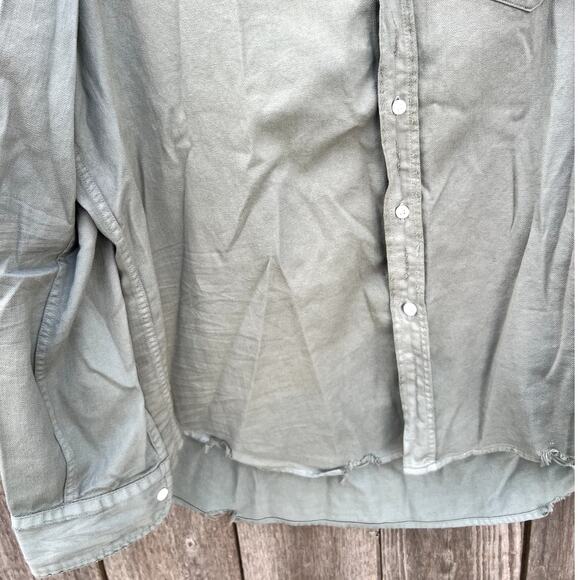 Frank & Eileen | Eileen Relaxed Fit Button Down Shirt Raw Hem Army Green Size M - Picture 3 of 7